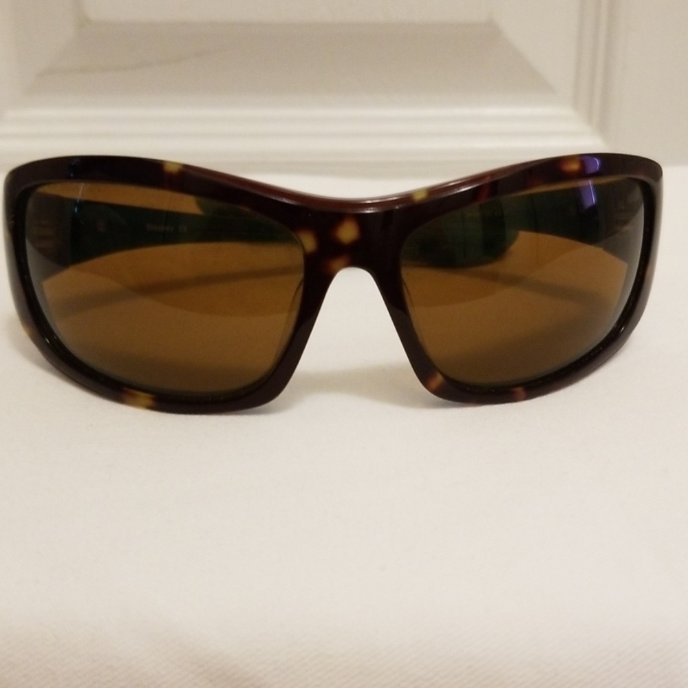 Womans Oakley Disobey sunglasses